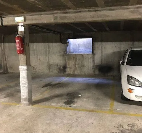 Parking 12 m²