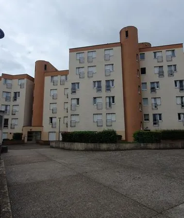 Box parking a louer