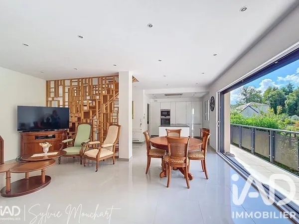 Maison 7 pièces 180 m²
