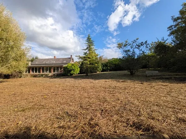 UN BIEN RARE + 220 M2 ! EN EXCLUSIVITE OPTIMHOME !