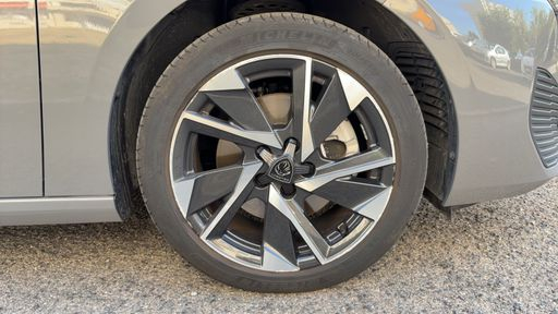 Peugeot 308 SW 1.5 BlueHDi 130 EAT8 - Allure – 2024 – 20325 km – Diesel – Boîte Automatique — photo 18