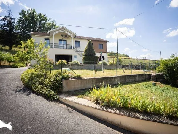 Maison 7 pièces 140 m²