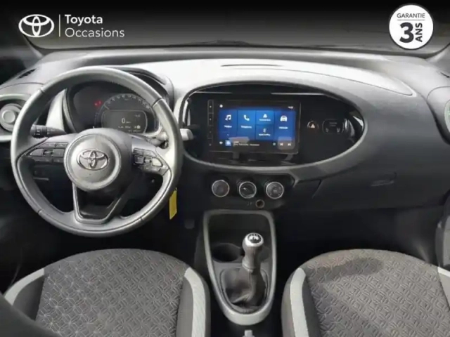 Toyota Aygo X 1.0 vvt-i 72ch design my24 — photo 5