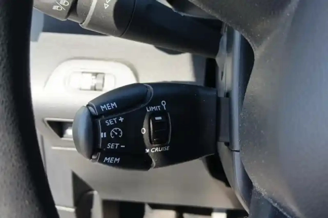 Citroën Berlingo taille m puretech 110 s&amp;s bvm6 — photo 20
