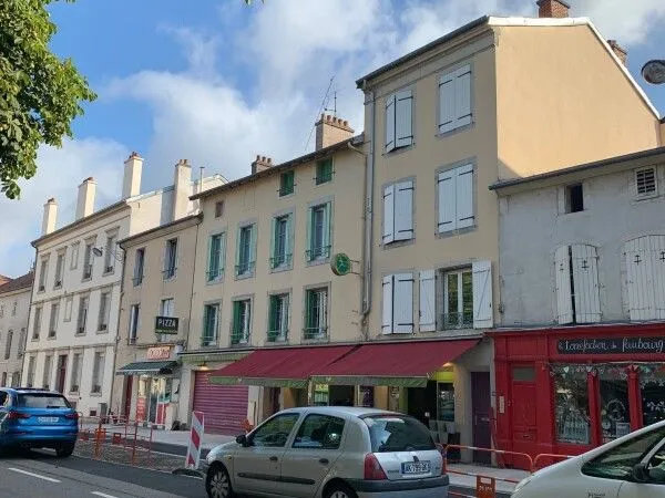 Appartement 6 pièces 145 m²