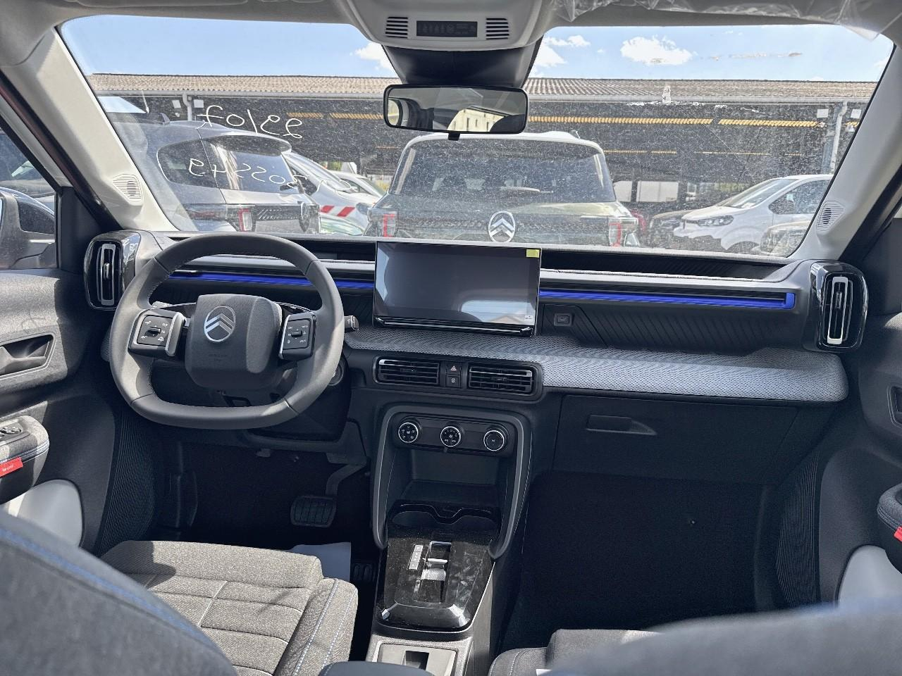 Alfa Romeo Junior 1.2 ibrida 145 ch e-dct6 speciale — photo 2