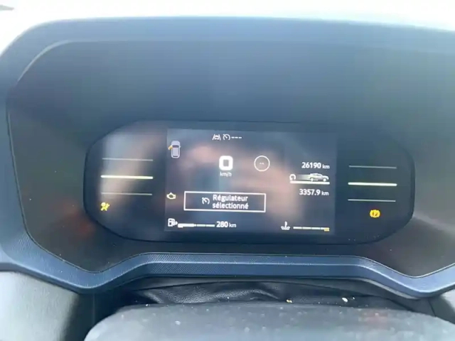 Dacia Duster mild hybrid 130 — photo 41
