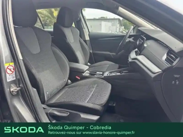Skoda Octavia combi 2.0 tdi scr 150ch selection dsg7 — photo 9