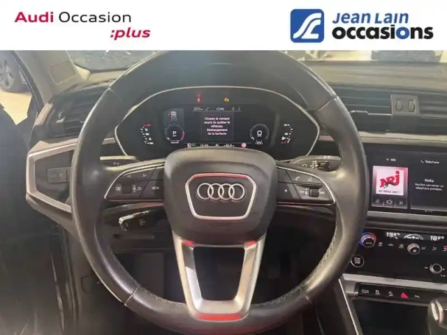 Audi Q3 35 tfsi 150 ch s tronic 7 — photo 12