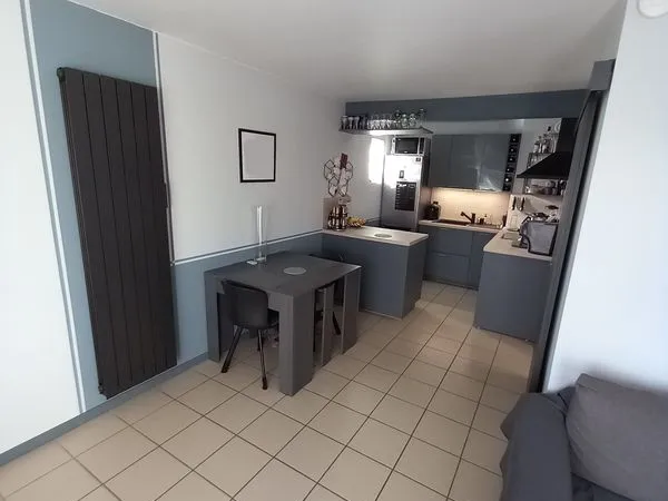 Bel appartement DUPLEX rénové et fonctionnel
