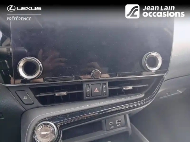 Lexus Ct nx 450h+ 4wd hybride rechargeable — photo 14