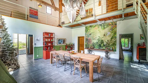 Maison 16 pièces 670 m²