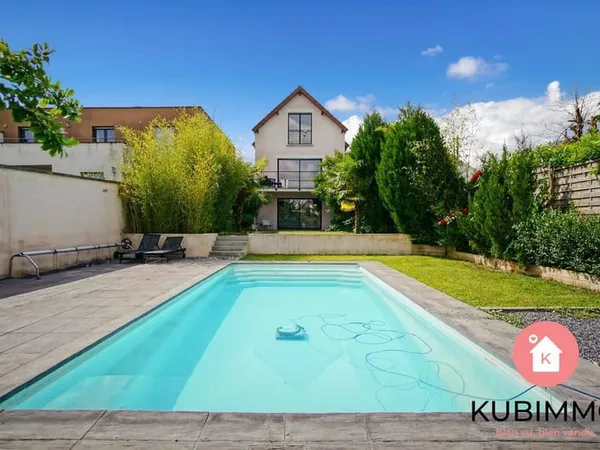 Maison 6 pièces 131 m²