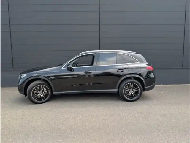 Mercedes Glc 300 e — photo 2
