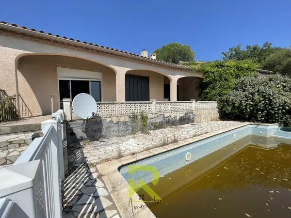 VILLA A RENOVER