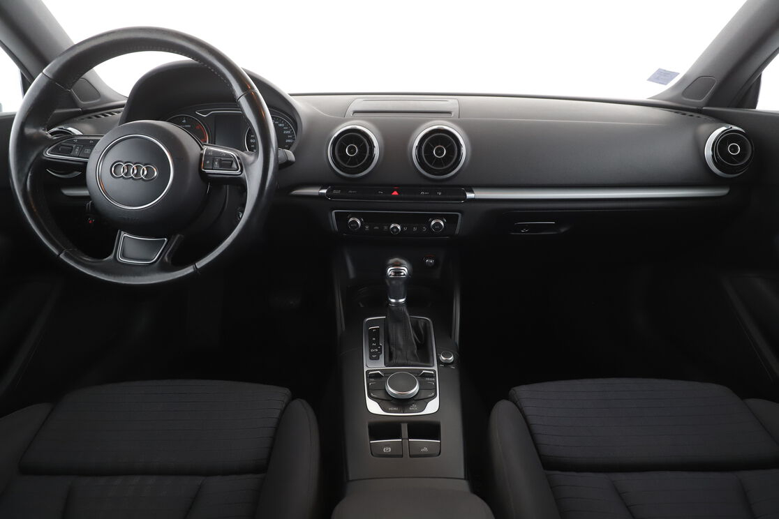 Audi A3 Cabriolet 2.0 TDI S Tronic — photo 11