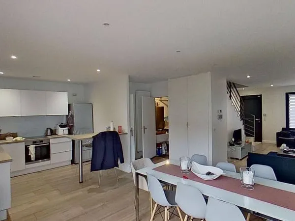 Maison 6 pièces 180 m²