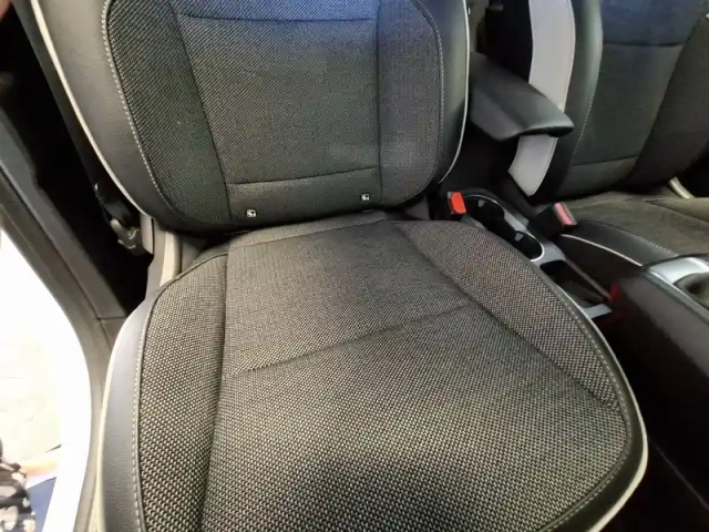 Renault Captur tce 90 - 21 — photo 33