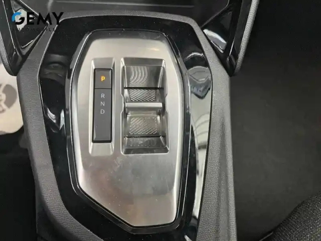Peugeot 208 hybrid 110 ch e-dcs6 — photo 14