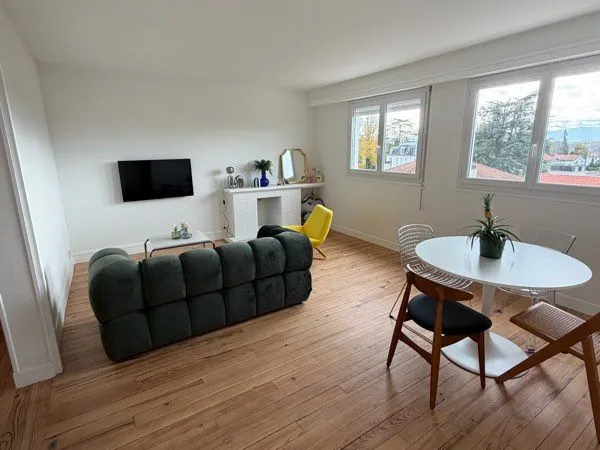 À louer - T2 Bis 70 m² entièrement rénové - Trespoey