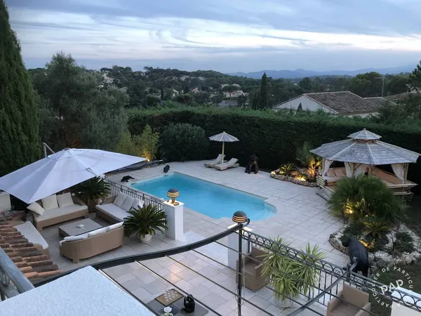 Maison 5 pièces 180 m²