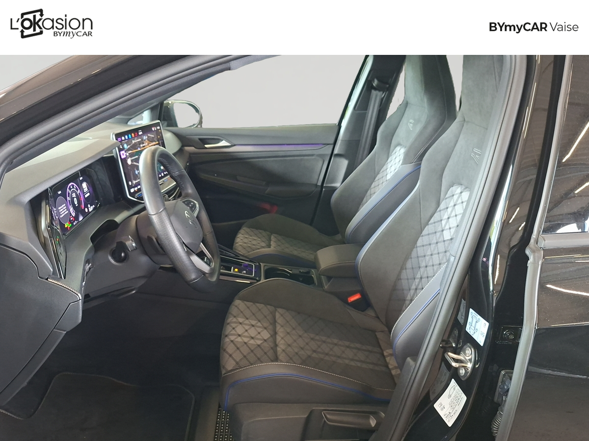 Volkswagen Golf 1.5 eTSI EVO2 150 DSG7 — photo 11