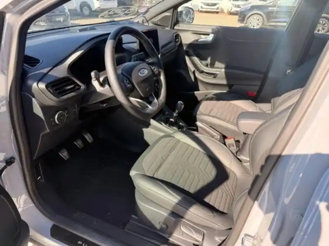 Ford Puma 1.0 flexifuel 125ch s&amp;s mhev st-line x gold edition — photo 25