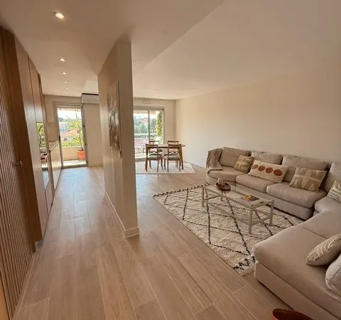 Appartement Vente Saint-Laurent-du-Var 2p 50m² 298000€