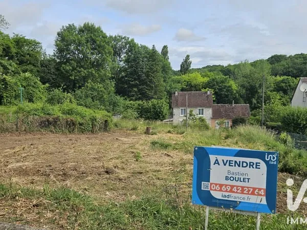 Terrain 588 m²