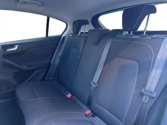 Ford Focus 1.5 tdci 120ch stop&amp;start titanium — photo 8