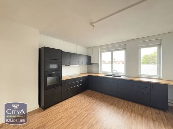 A LOUER - APPARTEMENT CENTRE VILLE
