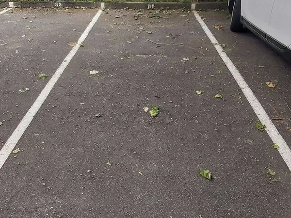 Parking 12 m²