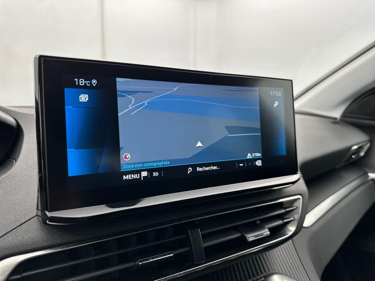 Peugeot 3008 puretech 130ch s&s eat8 allure pack — photo 10