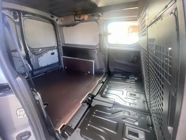 Peugeot Partner iii taille xl bdi 130 s&amp;s eat8 cab app — photo 33