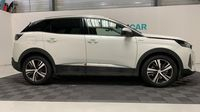Peugeot 3008 HYBRID 225ch Allure Pack e-EAT8 — photo 4