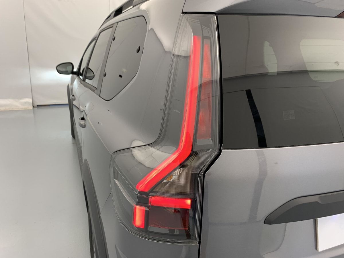 Dacia JOGGER — photo 25