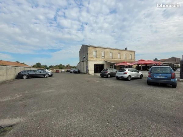 Local commercial centre d'arsac 50m²