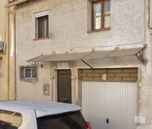 Maison R+1 avec garage et cours