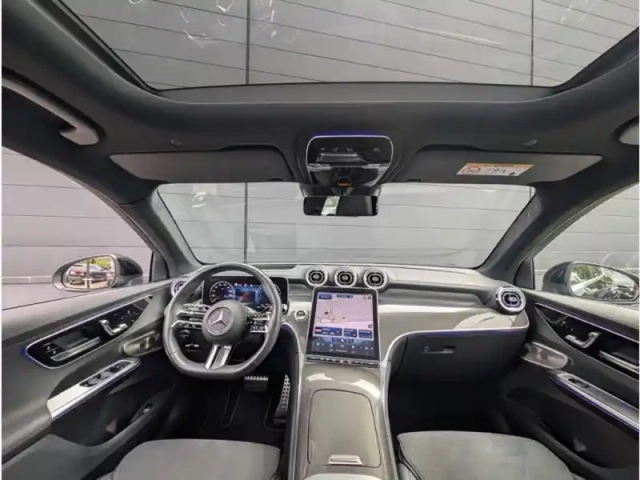 Mercedes Glc 300 e  hybrid eq 4matic — photo 11