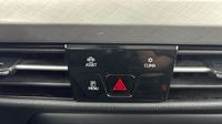 Volkswagen Golf 1.5 eTSI OPF 130ch Life Plus DSG7 — photo 19