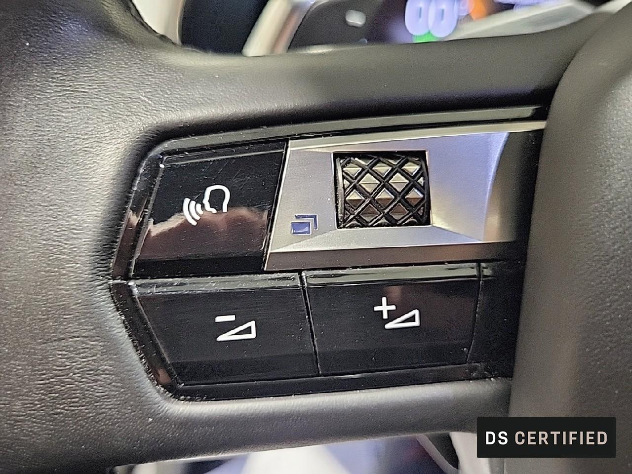 Ds Ds 7 crossback hybride rechargeable e-tense 360 eat8 4x4 la premi — photo 18