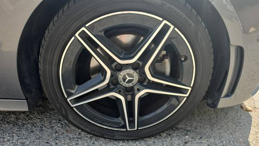 Mercedes Classe A 200 163 7G-DCT - AMG Line – 2018 – 65442 km – Essence – Boîte Automatique — photo 12