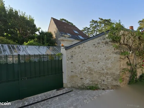 Belle surface proche centre ville
