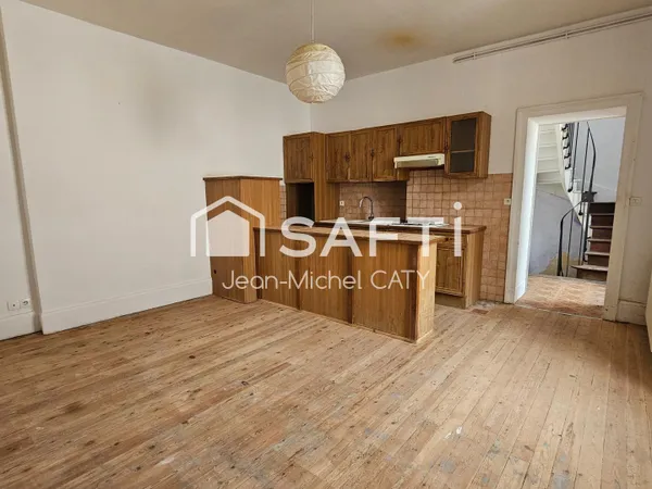 Triplex avec possibilité de créer 2 appartements