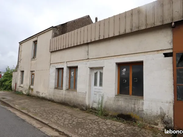 Maison 5 pièces 244 m²