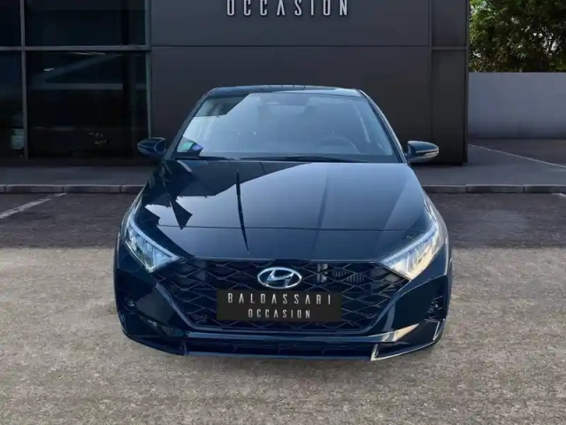 Hyundai I20 1.0 t-gdi 100 dct-7 hybrid 48v — photo 8