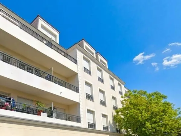 Studio 1 pièce 40 m²