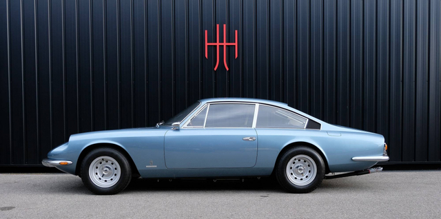 Ferrari 365 GT 2+2