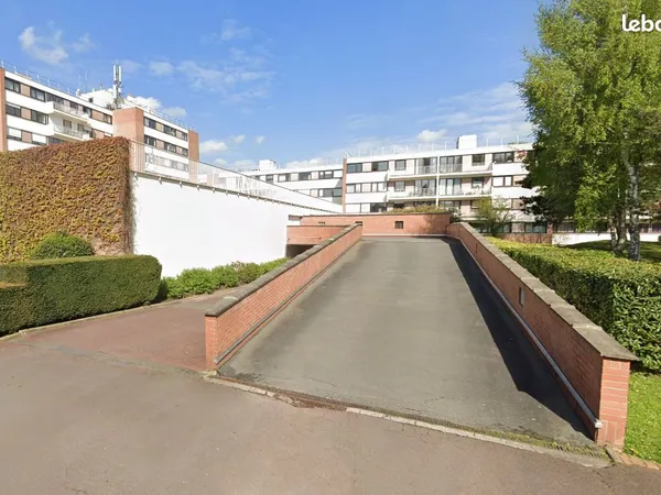 Place de parking couverte - Marcq-en-Baroeul
