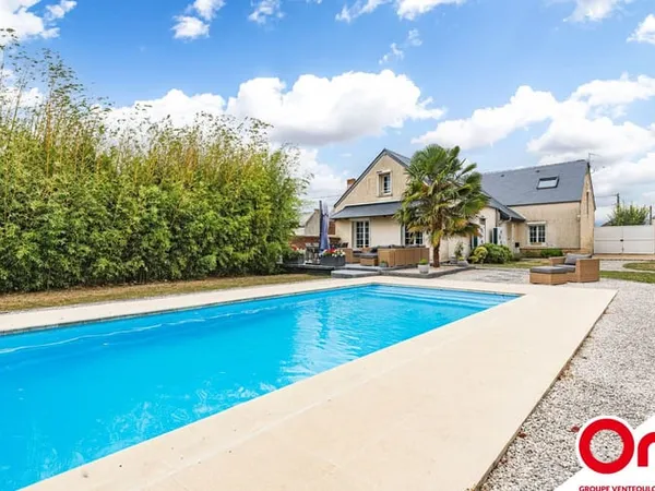 Maison 8 pièces 205 m²